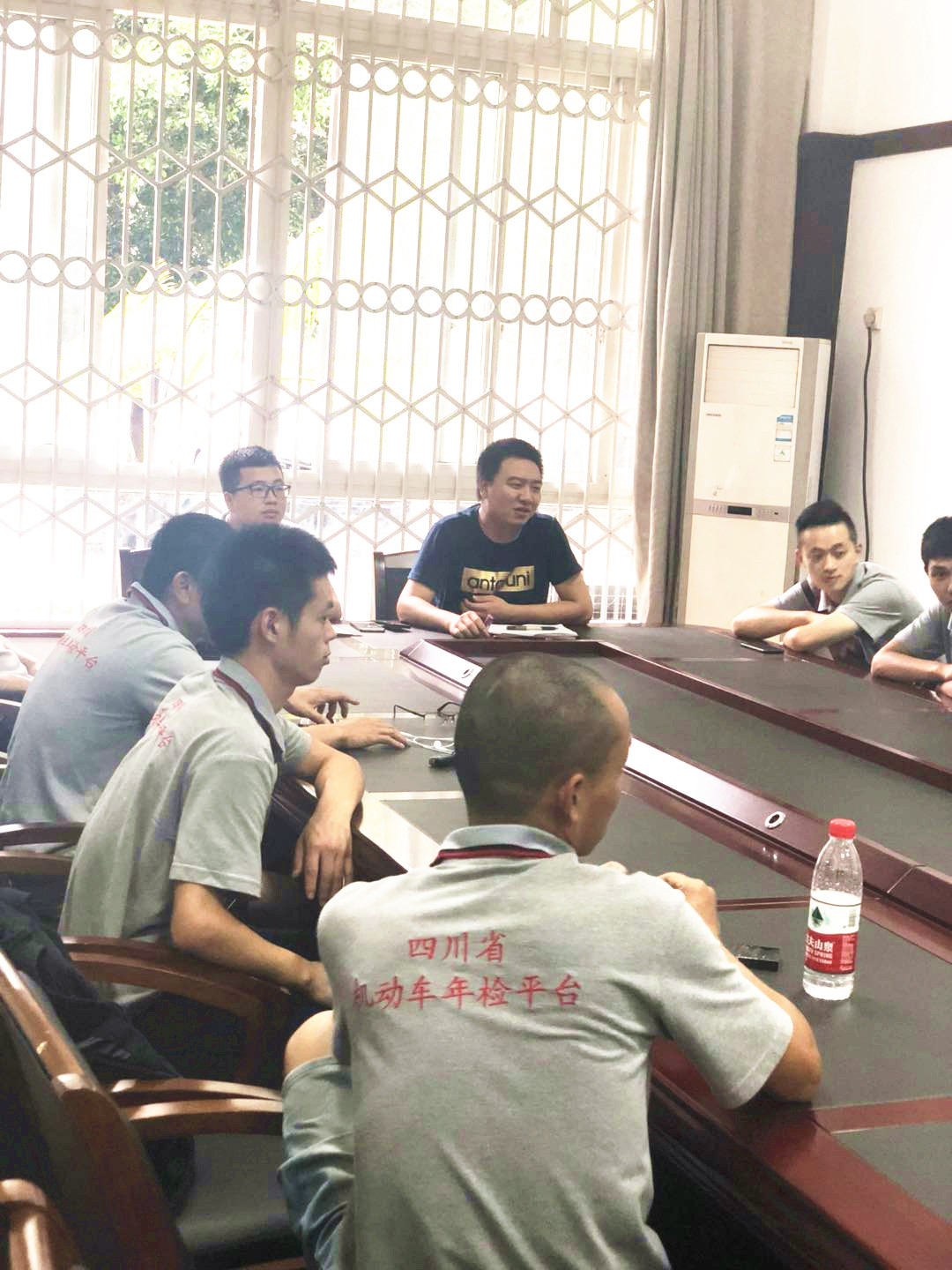 代表会议1.jpg 代表会议1.jpg
